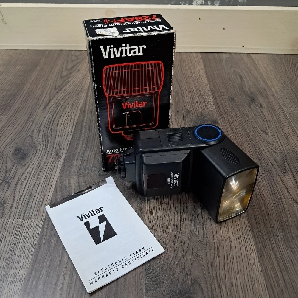 VIVITAR AUTO FOCUS ZOOM FLASH 728AF M-231177X Nikkon AF Original Box